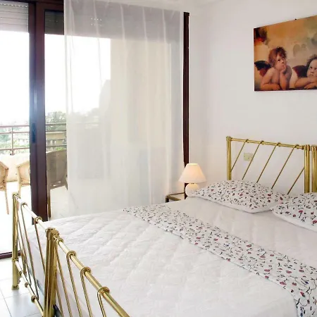 Locazione Turistica Casa Cosetta * סנרמו
